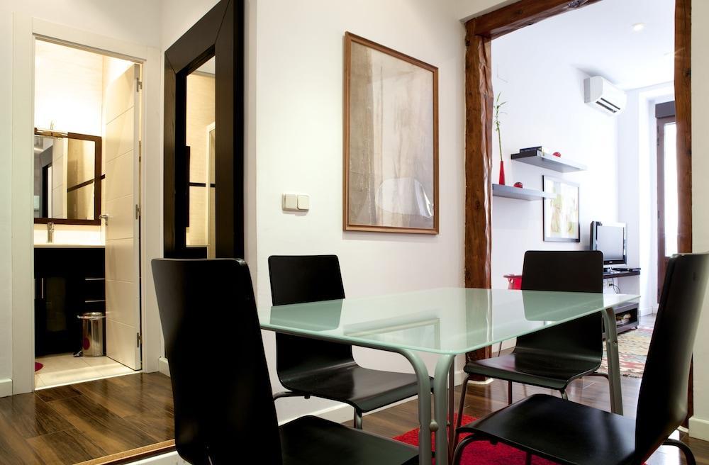 Paseo Del Prado Apartment By Allo Housing Мадрид Екстериор снимка