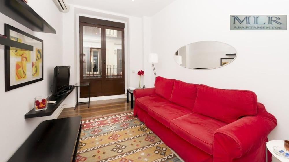 Paseo Del Prado Apartment By Allo Housing Мадрид Екстериор снимка
